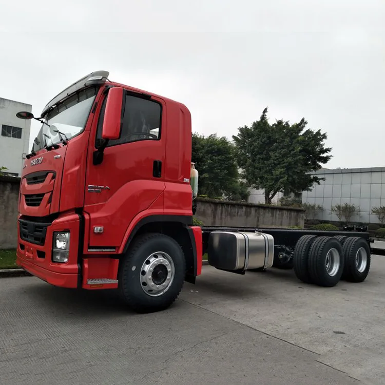 ISUZU GIGA 6x4 10 wheel heavy tractor truck chassis for sale