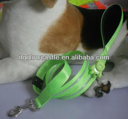 Любимчика продукта собака из светодиодов поводки длинные