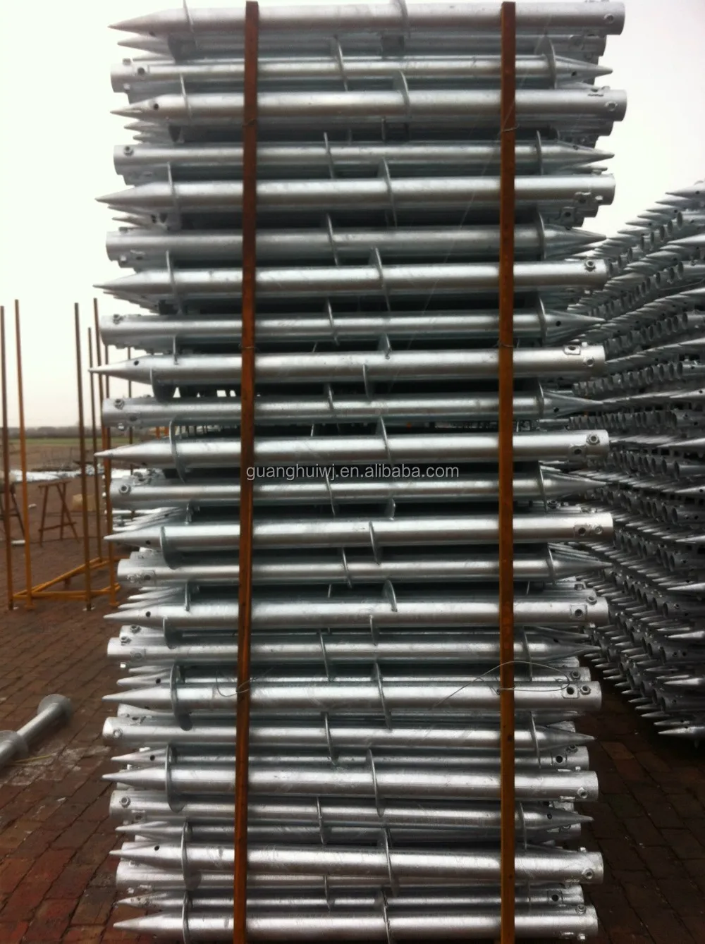 Manufacture Hot galvanized  ground screw pole anchor for solar project