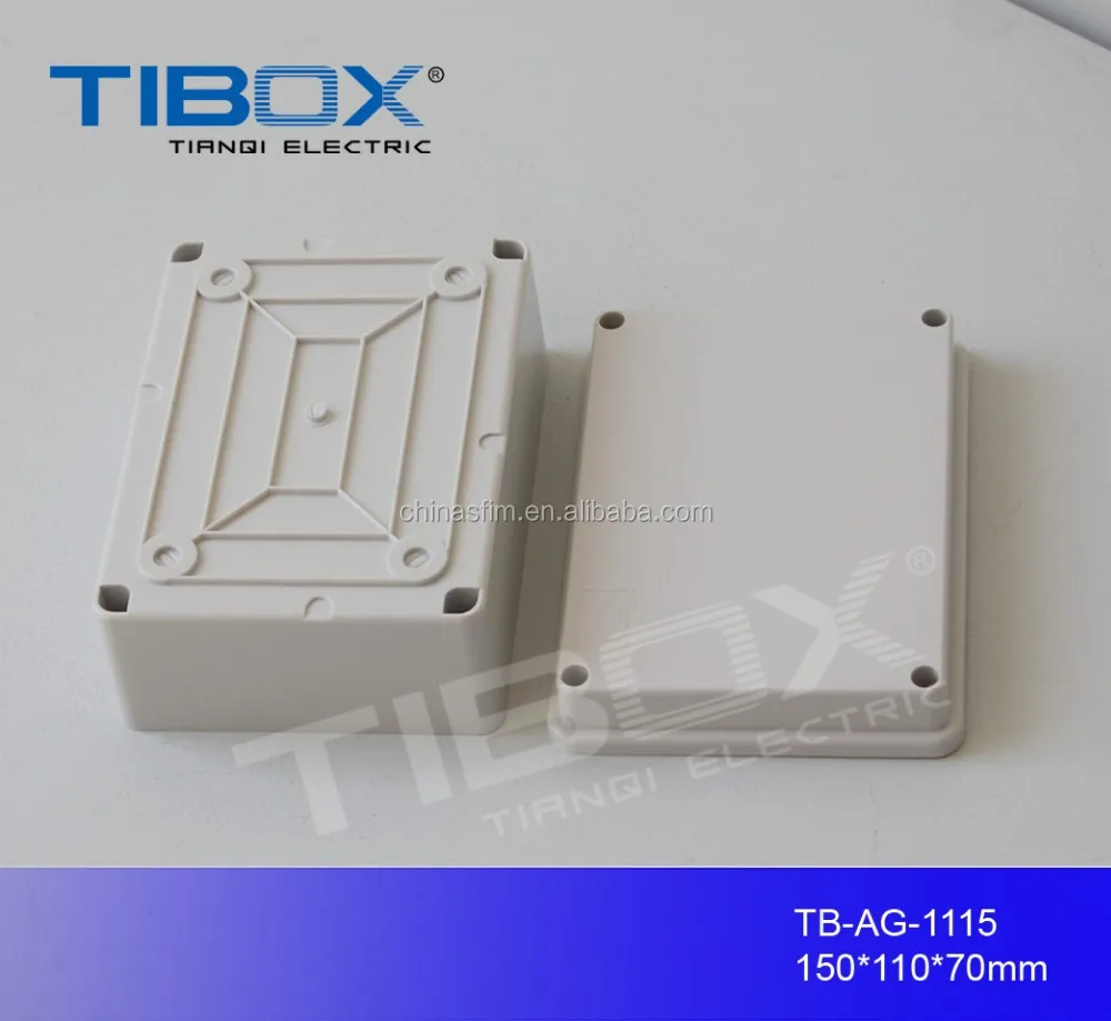 TIBOX Weatherproof Plastic distribution box IP65 enclosure 8 module oudoor using