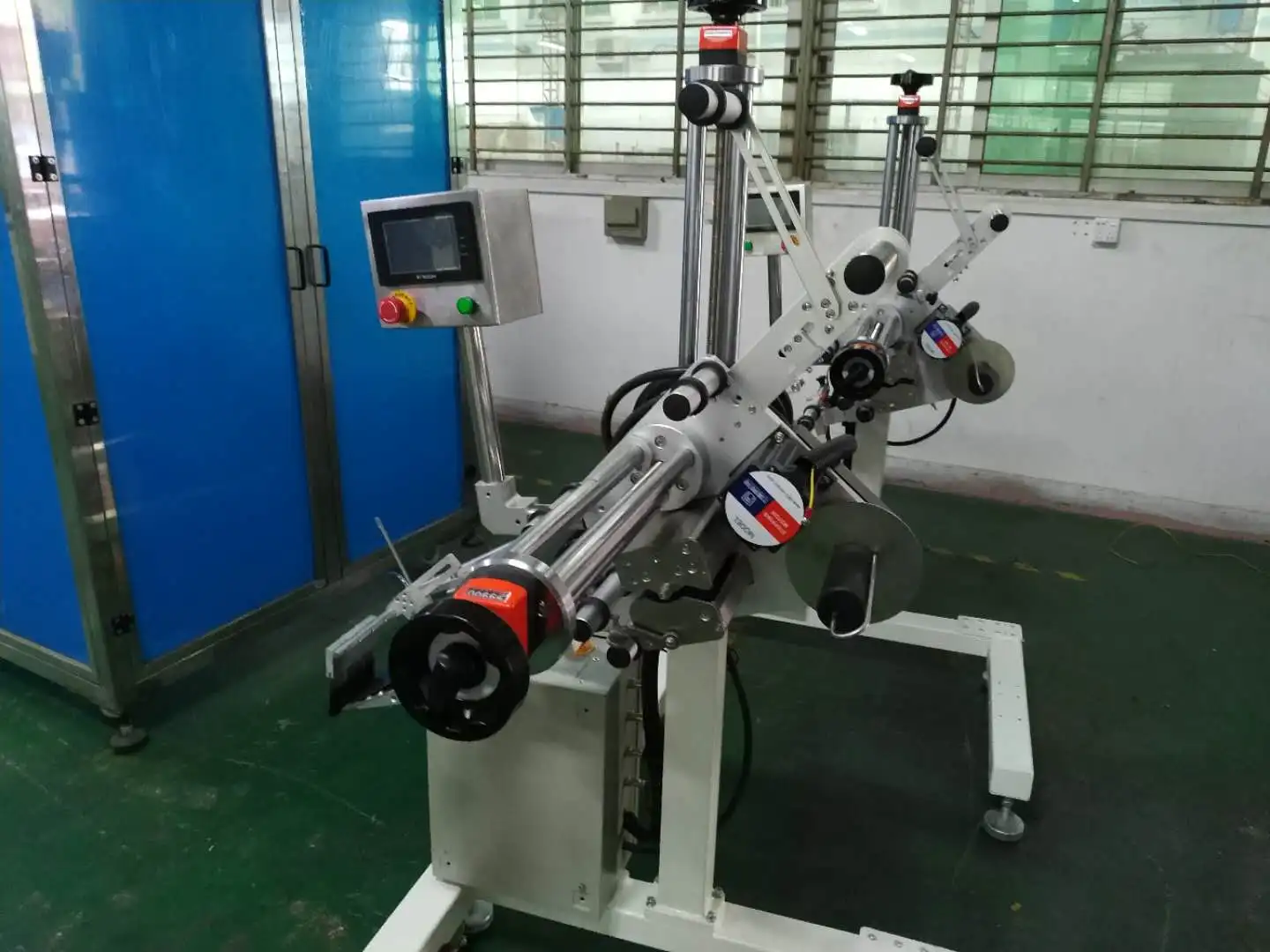 Gosunm онлайн Этикетировочная машина для картонных уголков 511 принтер этикеток с аппликатором swing