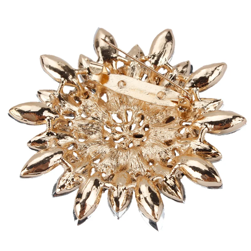 Fashion Shiny Rhinestone Party Dress Brooch Flower Crystal Brooch for Women