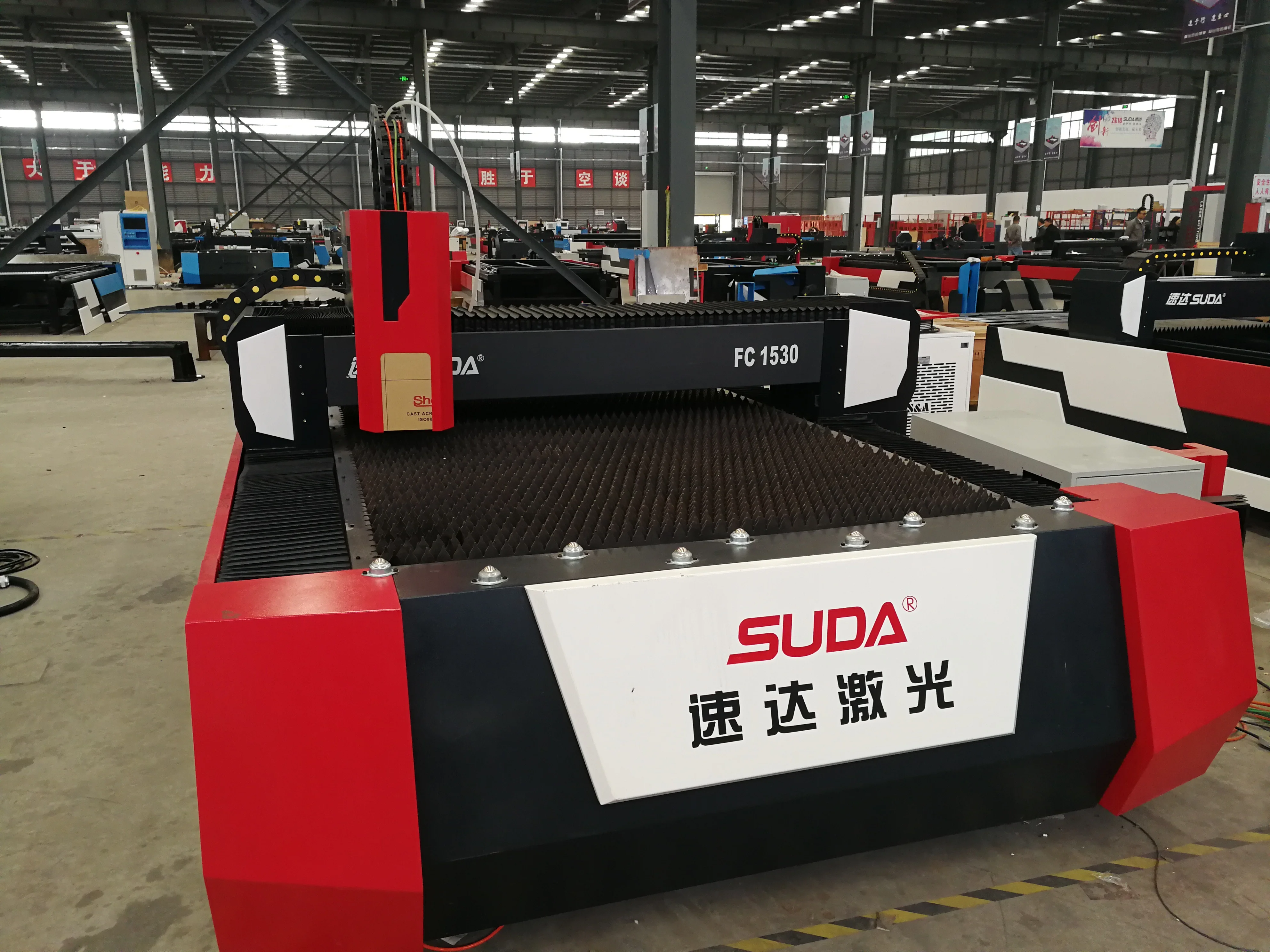 
SUDA High Speed Metal Sheet 1.5KW Fiber Laser Cutting Machine 
