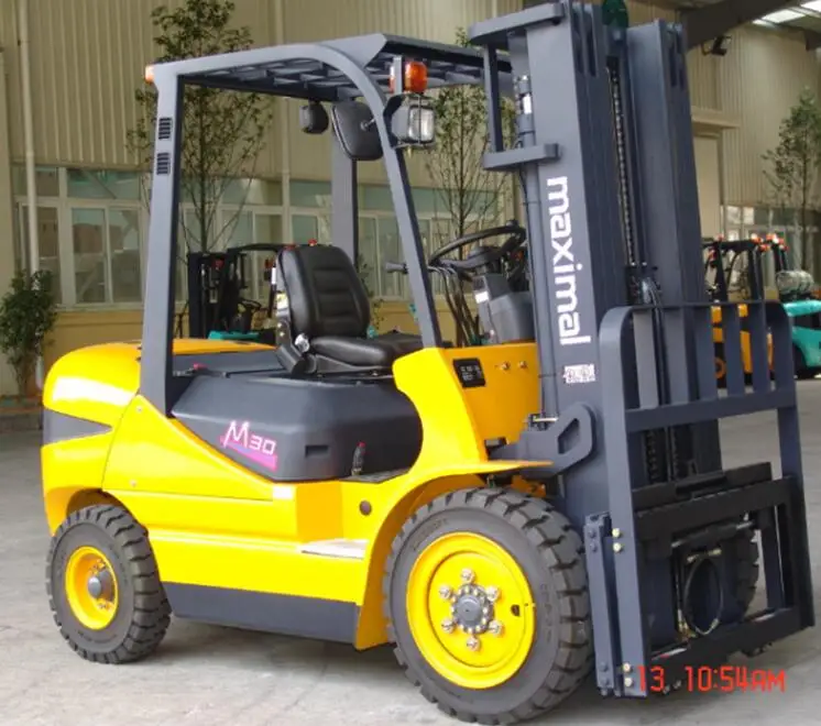 2.5ton 4500mm forklift with 3 stage mast