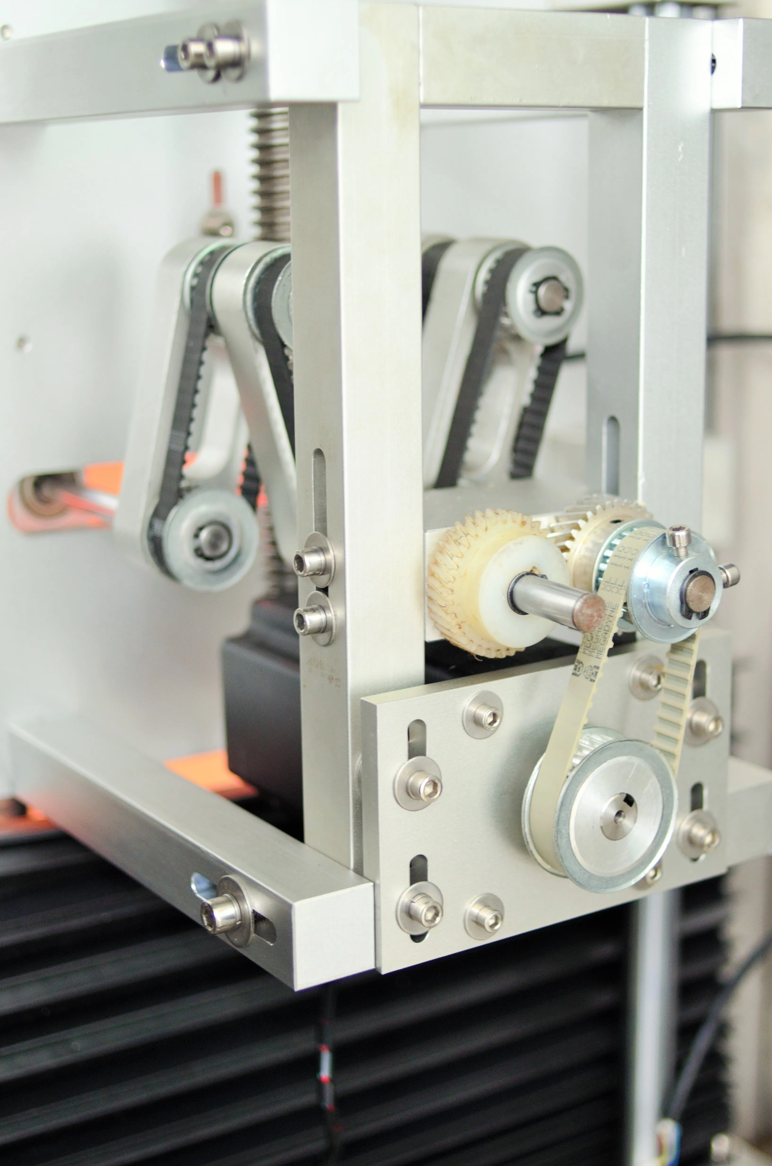 
Shrink Wrap Machine for PET Bottle Sleeve Label at Low Cheap Wholesale Distributor Agent Price 