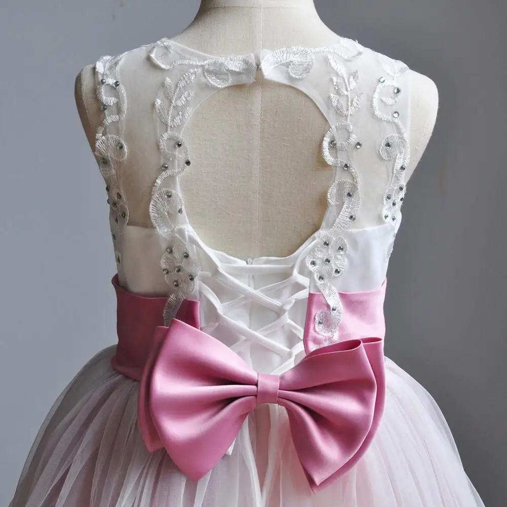 Hot Sale Cheap Romantic Lace Puffy Flower Girl Dresses Ball Gown Girl Party Communion Dress Pageant Gown