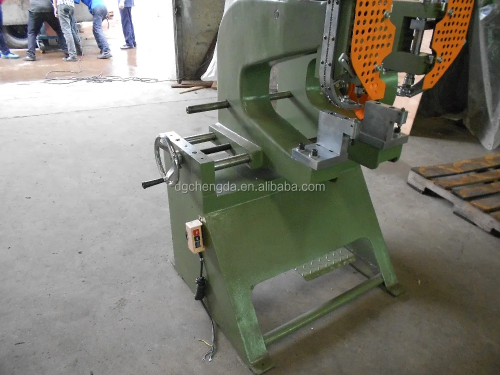 CD automatic double head eyelet buttonhole machine