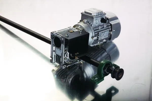 Высококачественная вакуумная мембранная пресс-машина ZICAR для двери TM2480B