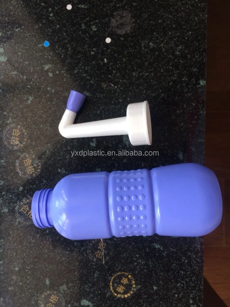 Mobile portable bidet for woman