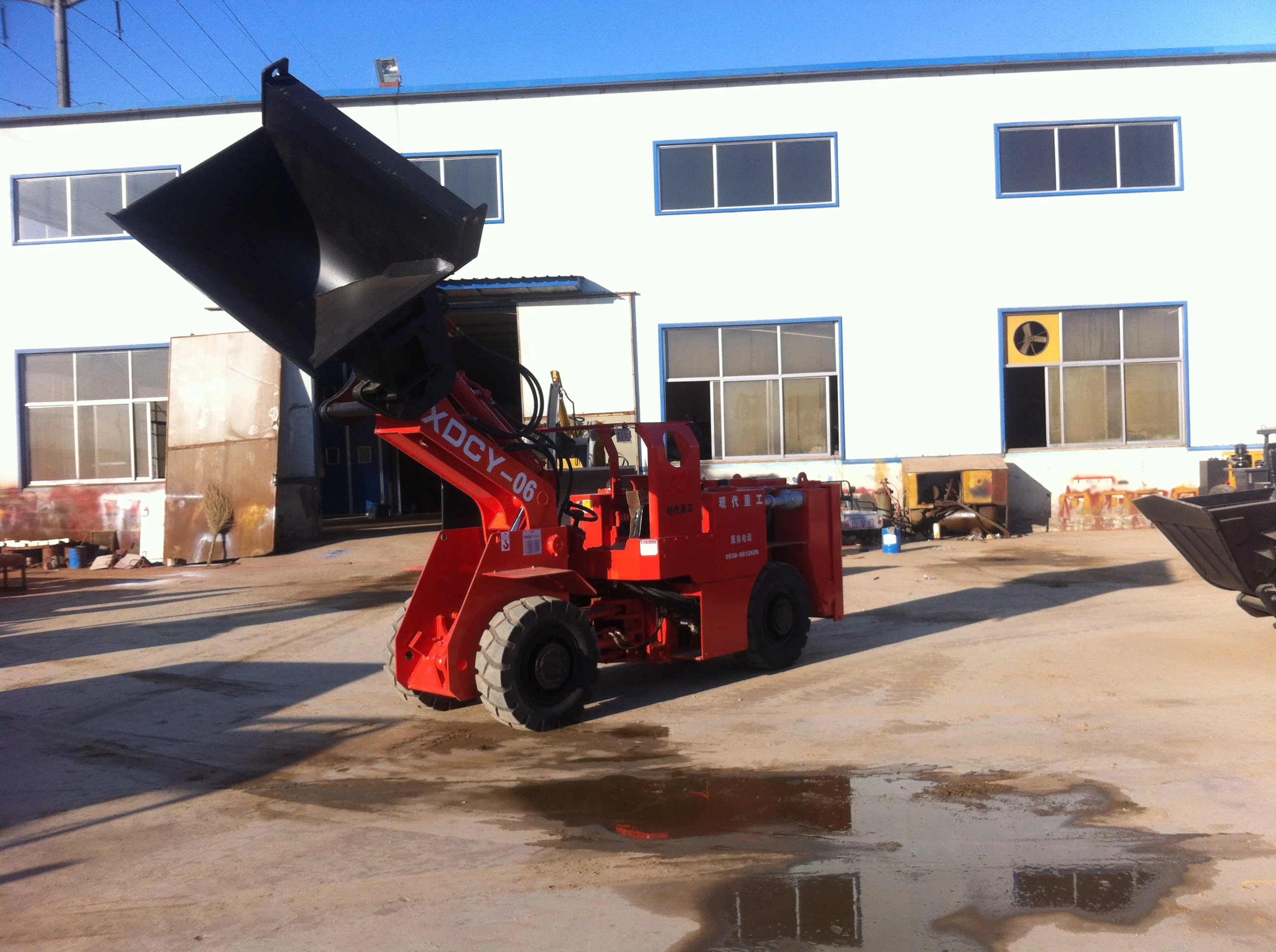 Side Unloading China XDCY-06 Underground Loader / Scooptram / LHD with good Service