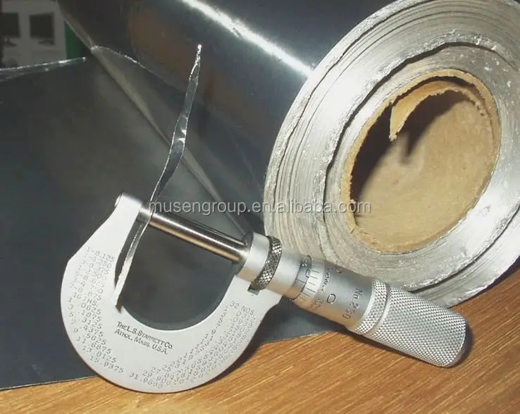 Aluminium_foil_micrometer.jpg
