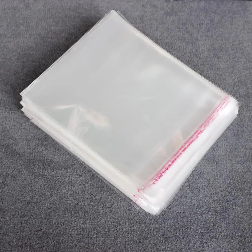 Небольшой прозрачный полиэтиленовый пакет bopp с клейкой