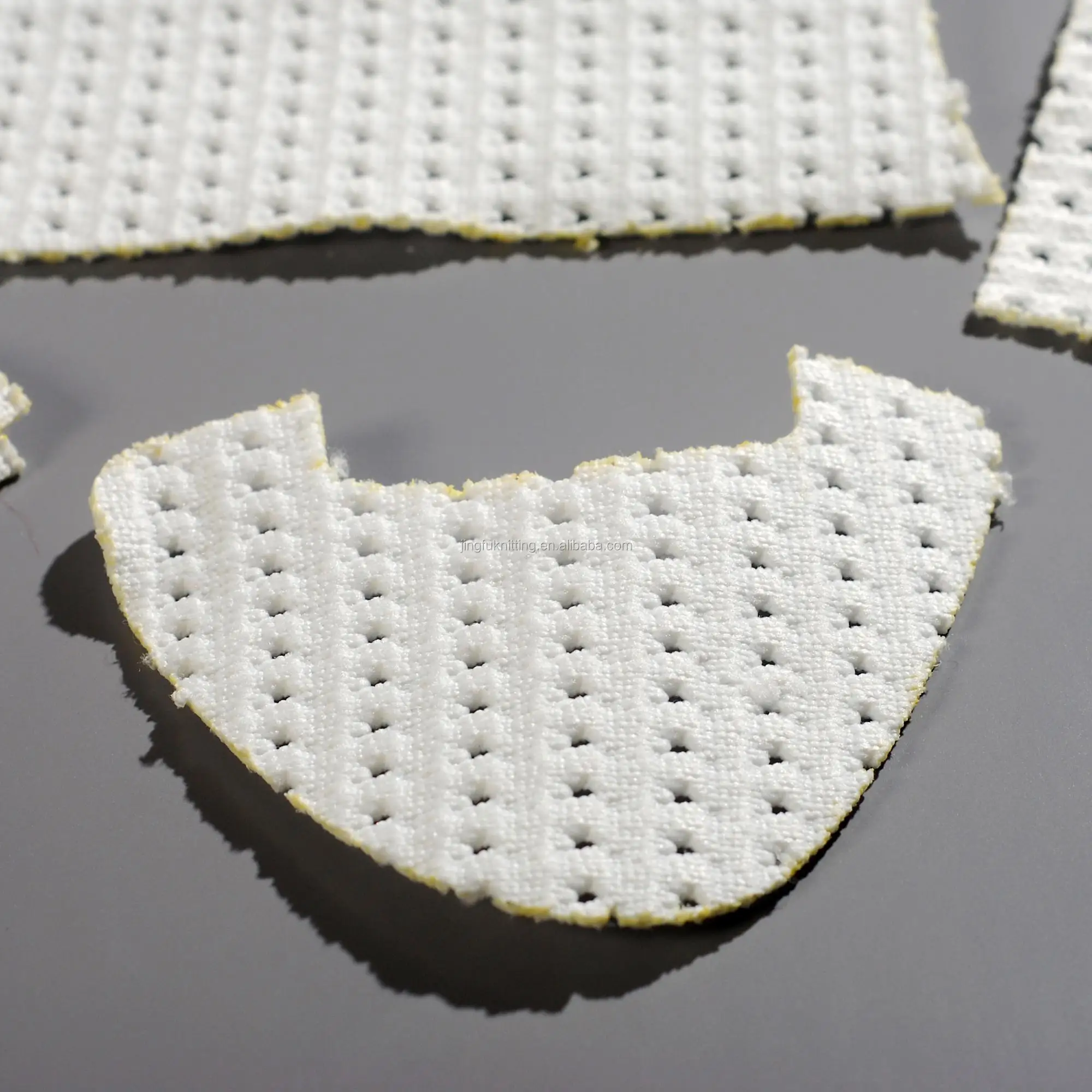 
Dongugan Manufacturer Supply Custom Newly-designed Breathable Knit Shoe Uppers For Sports Shoes 