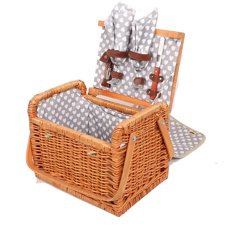 Discount Luxury Baskets Wicker Picnic Basket With Cutlery