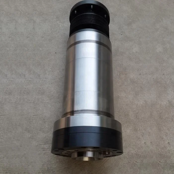 D140 A2-4, патрон с отверстием 45 мм, шпиндель токарного станка