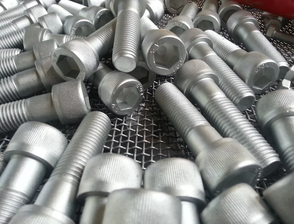 
Din912 High Tensile Grade 8.8 10.9 Black Oxide M12 Internal Hex Socket Round Head Bolt And Nut 