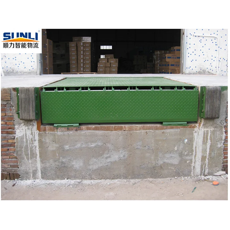 Дворовая рампа док-разровщик может поднять груз