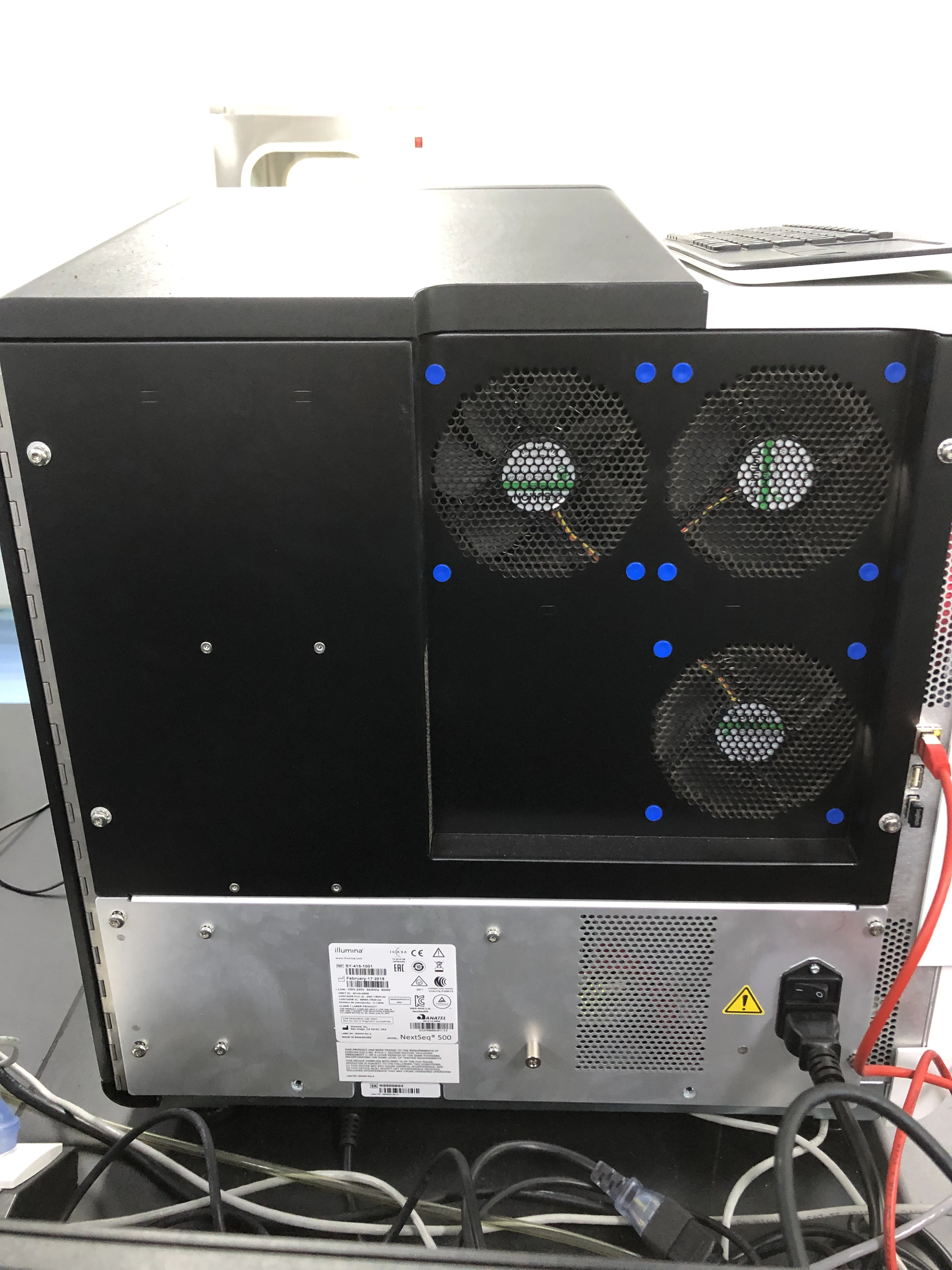 
Illumina NextSeq 500 DNA Sequencer - High-throughput Benchtop Next-Generation Sequencer 