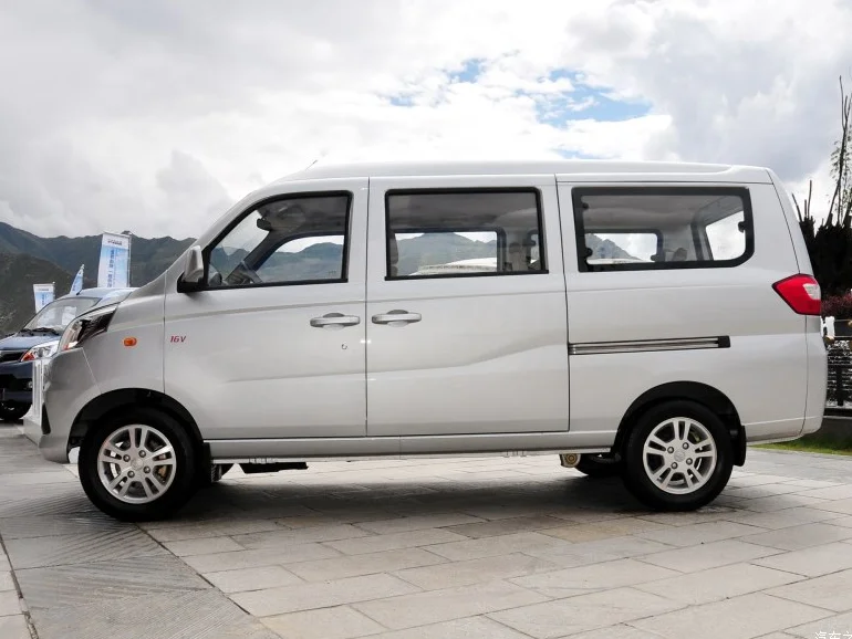 
2018 New Foton V55 microbus 11 seats gasoline engine mini bus home vehicle 