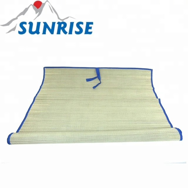 Chic Outdoor Woven Straw Beach Mat 66113# Folding Foam Inflatable Mattress for Camping and Picnics Dampproof and Durable