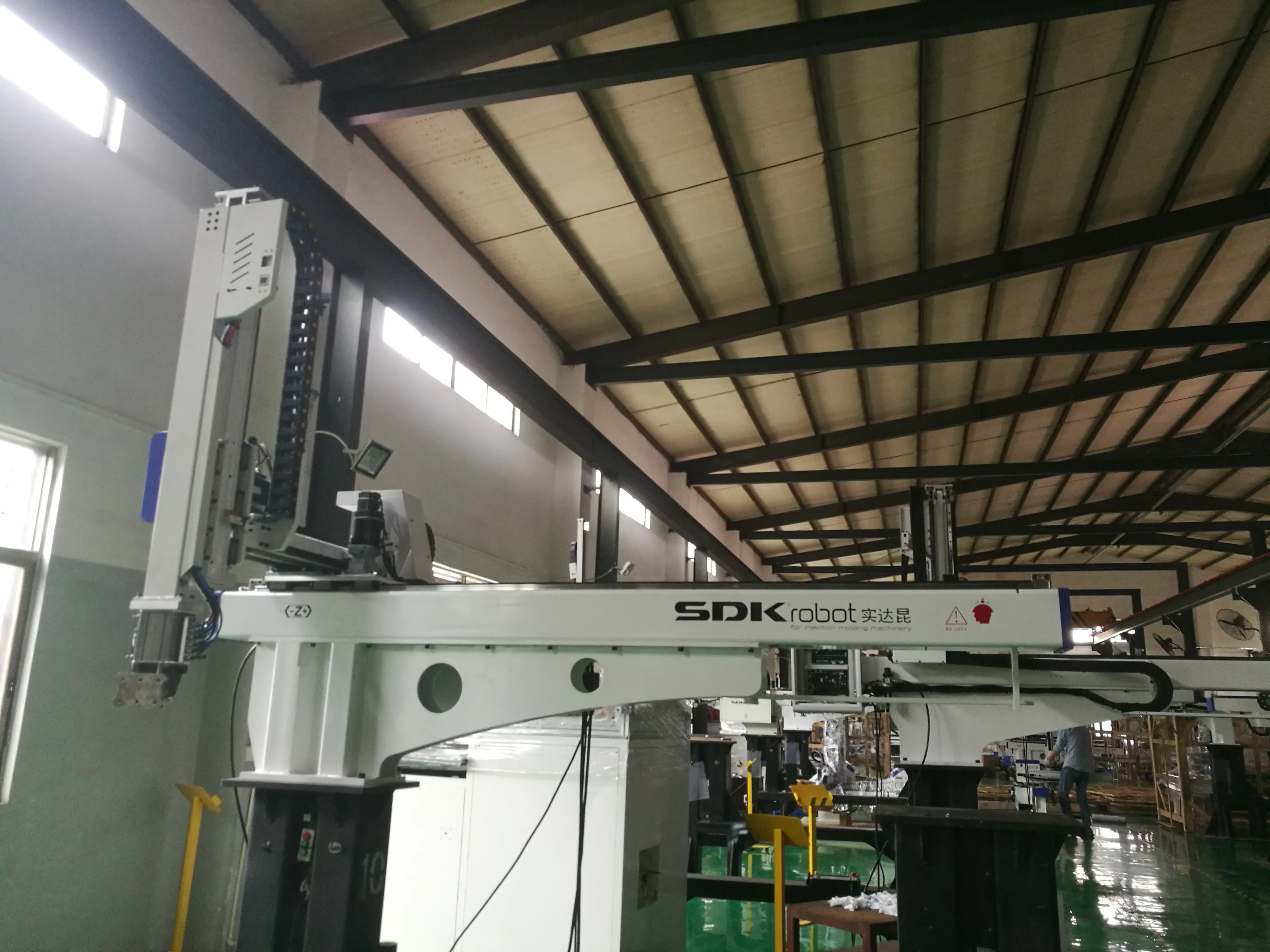 16 years manufacturer  robot company 5 axis manipulator
