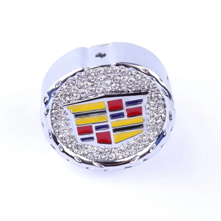 Модный незаменимый автомобильный брендовый подарок Автомобильный диффузор на вентиляционное отверстие под заказ металлический медальон освежитель воздуха с зажимом