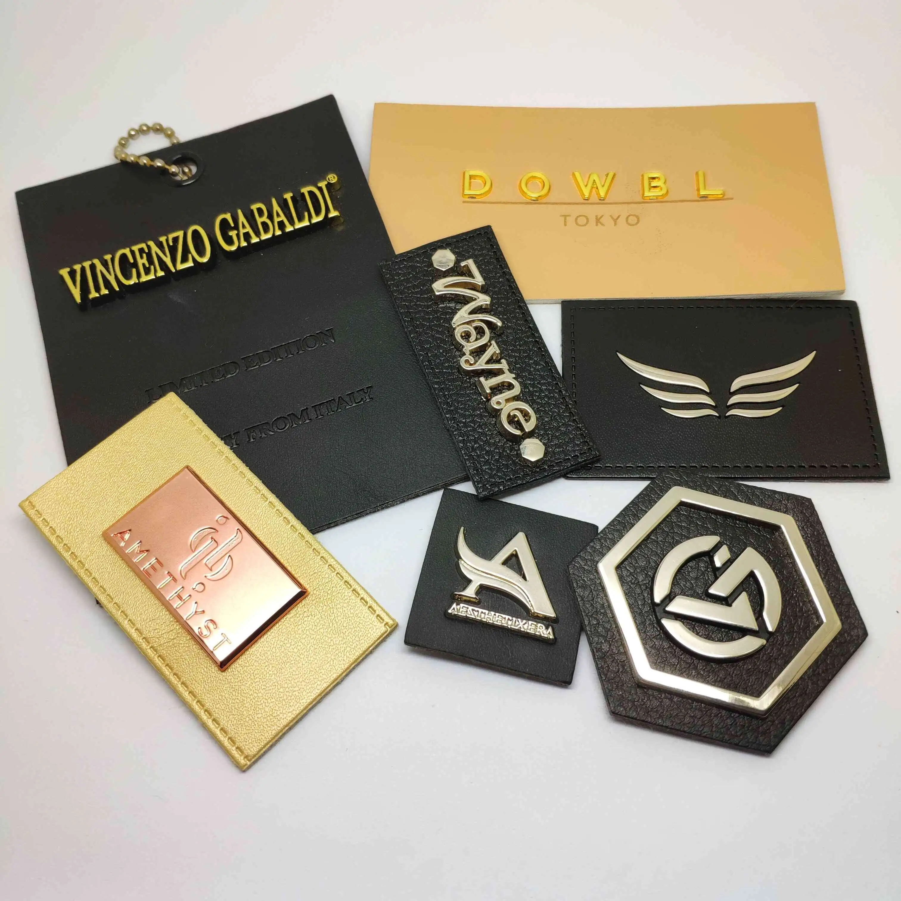 Professional Factory Free Design Logo Metal Hang Tag For Bags Made In China