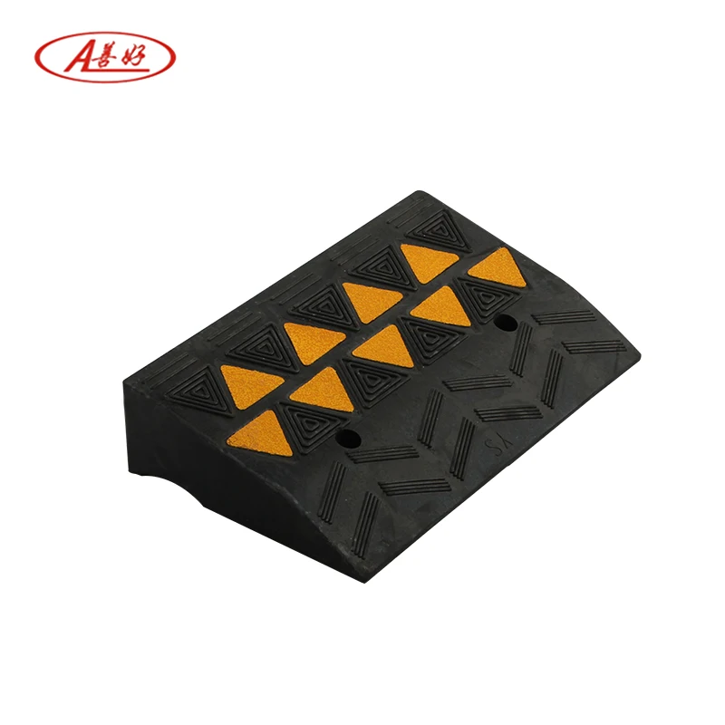 resonable price road safety traffic rubber kerb ramp for floor