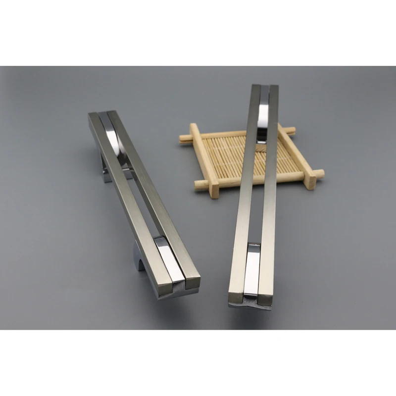 Classic Furniture Accessory Hardware Two Aluminum Profile With Zinc Alloy Zamak Leg Kitchen Cabinet Handle Color Customized