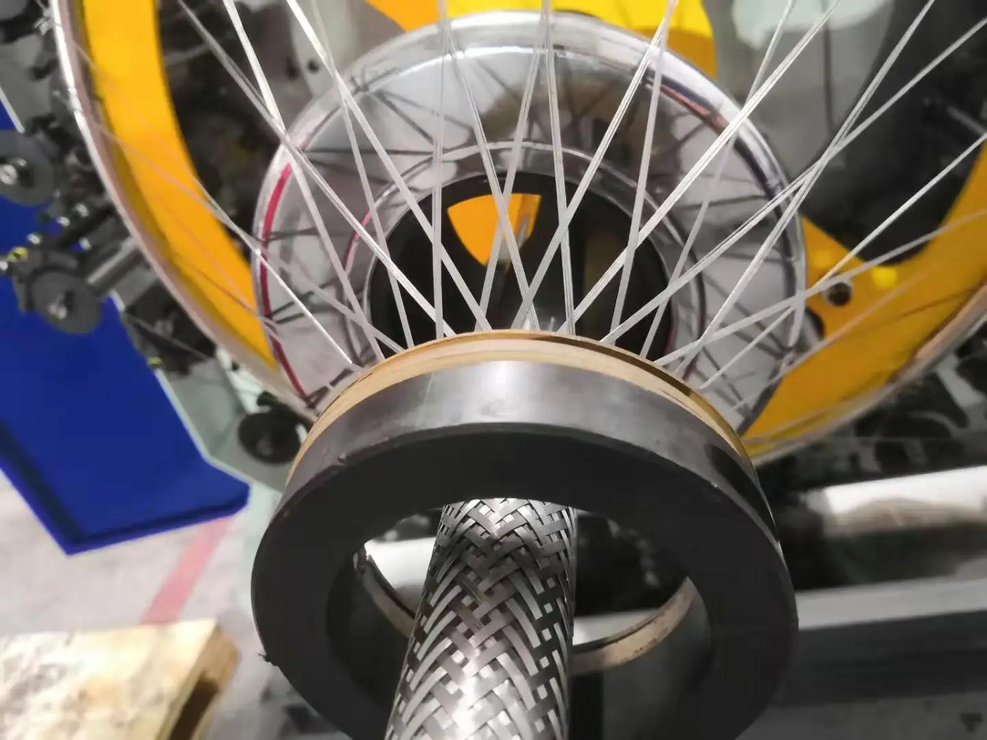 2020  Benfa  Vibration Absorber Flexible Metal  Hose Braiding Machine