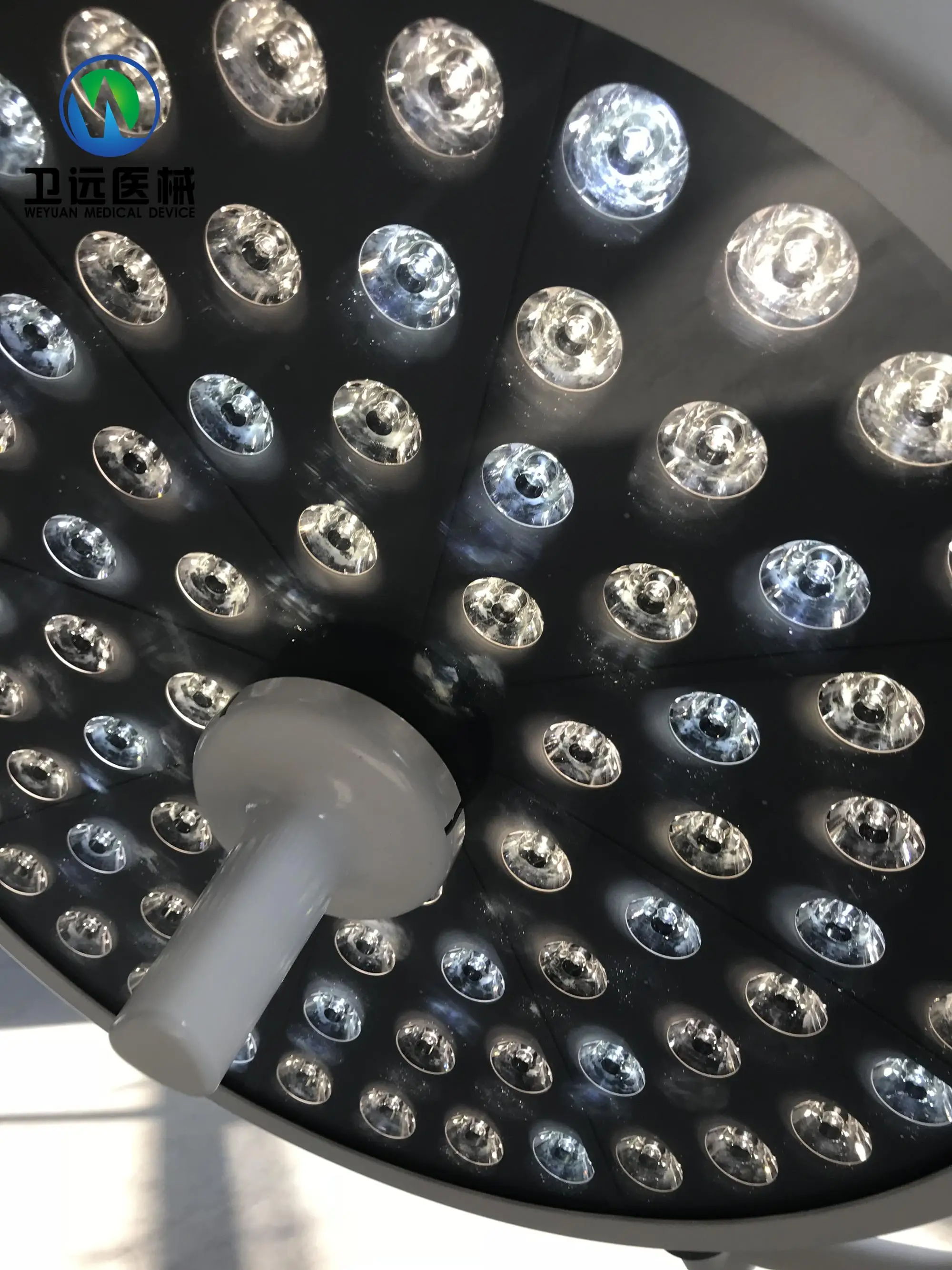 WYLED700 Manufacturers Directly Supply Ceiling Mounted Veterinary Surgical Light LED Shadowless Operating Lamp