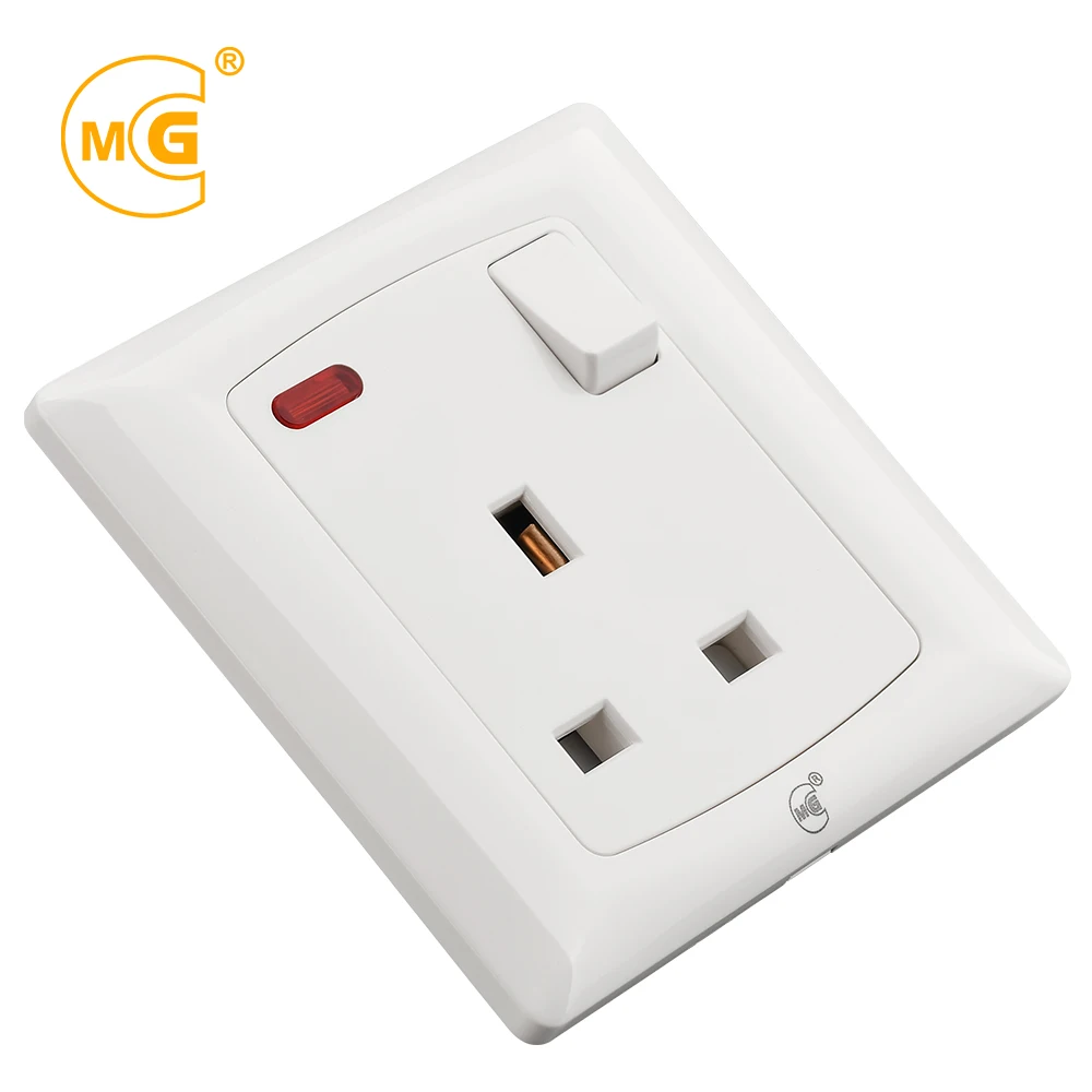 UK 13 amp 3 pin plug switch socket outlet with neon