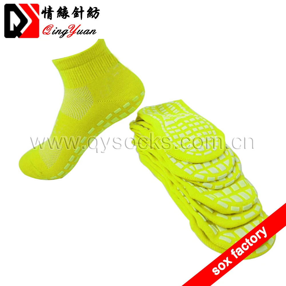 Customized anti slip trampoline grip kids ankle socks