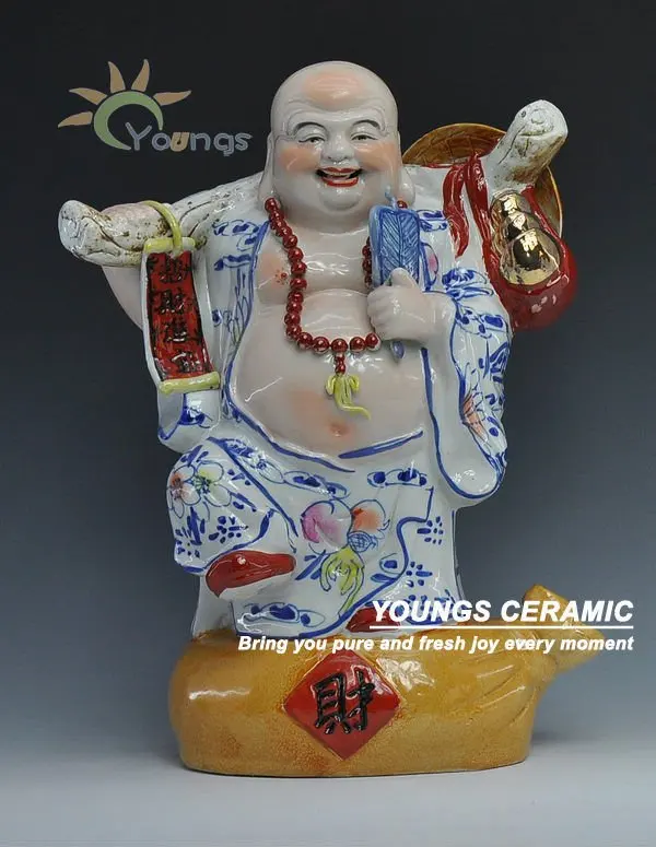 
Pottery statue with the god of wealth design 