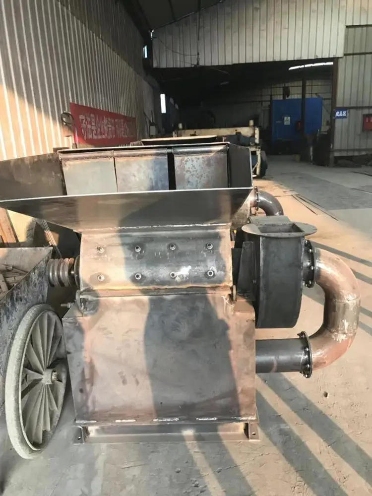 small tree wood pulverizer sawdust sugarcane biomass chip crusher machine for sale