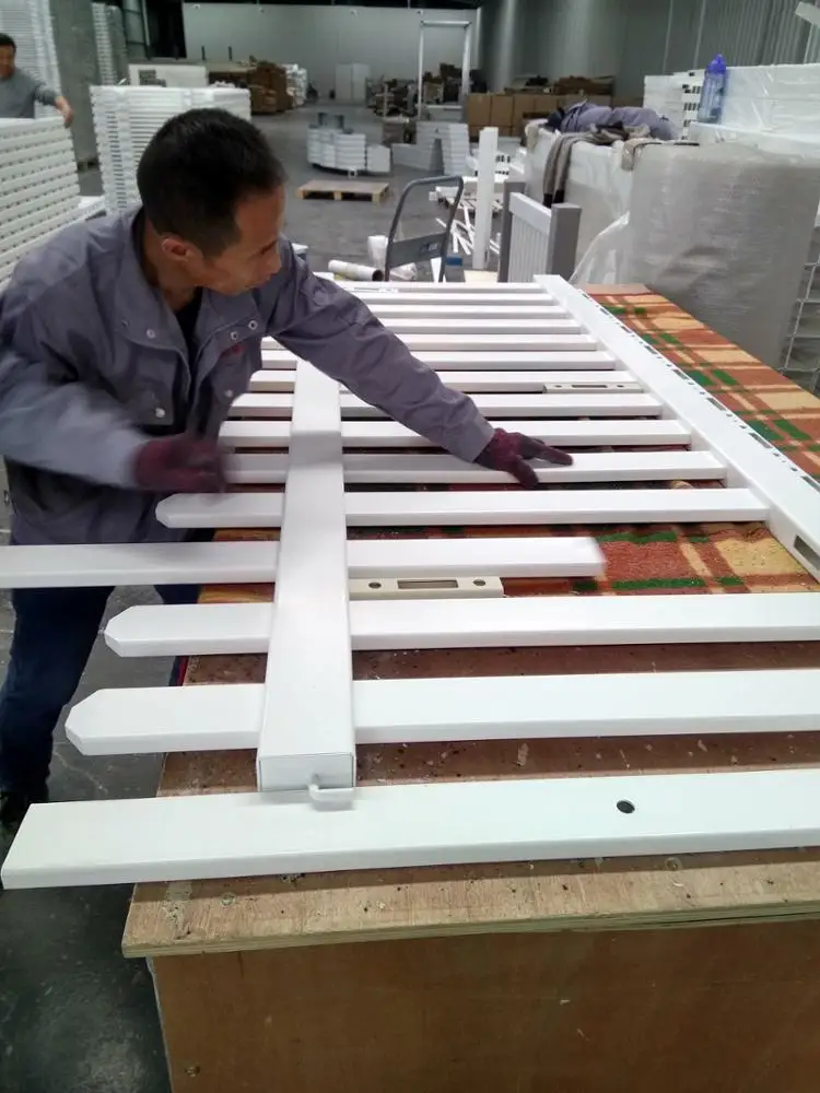 high quality white plastic pvc removable picket temporary fence