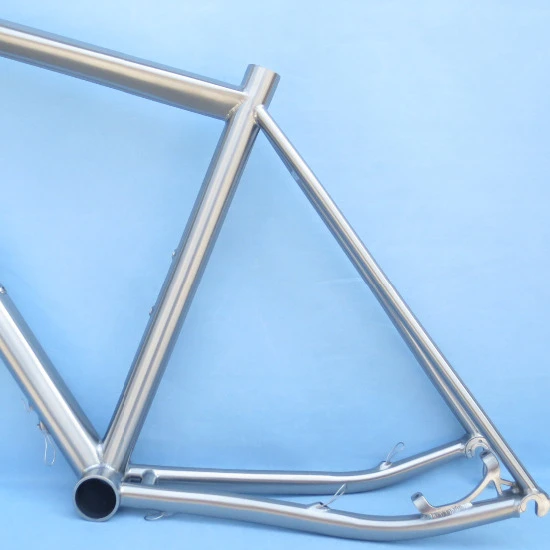 Cheap wholesale titanium  road  bike  700C newest titanium road bike frame with internal cable routing  OEM  manufacturer