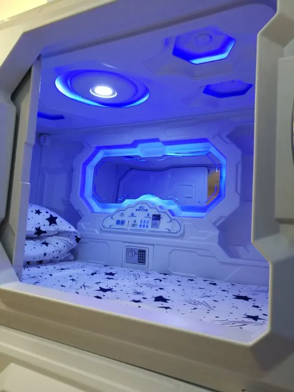 capsule hotel bed capsule bunk bed soundproof capsule bed/Nap pod/sleeping bed