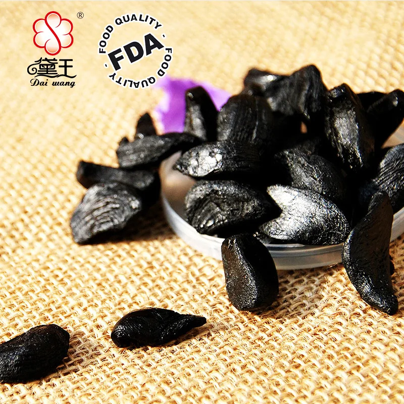 Agriculture Vegetables fresh fermented peeled whole black garlic