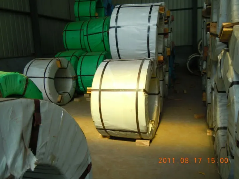 Предварительно напряженная стальная нить