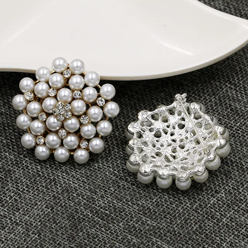 Factory Direct Wholesale Wedding Bouquets Imitation Pearl Flower Brooches in Silver or Gold Plated