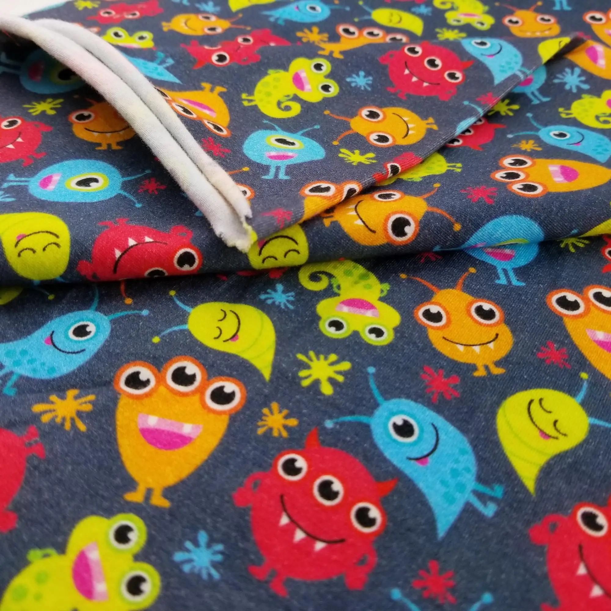 Хлопковая стрейчевая трикотажная ткань с цифровой печатью 240 г/м2 индивидуальный дизайн