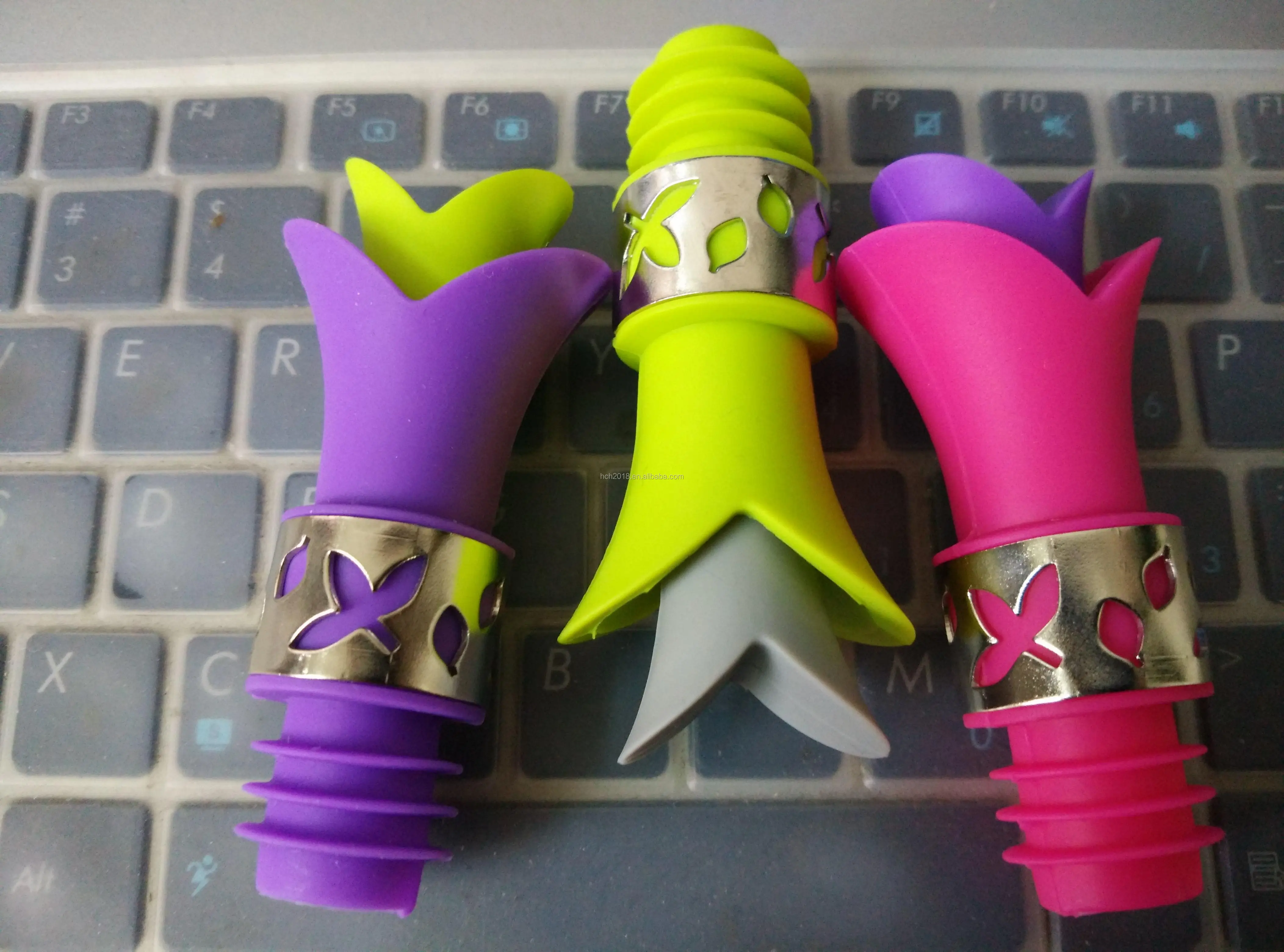 Stock mold red wine bottle plug silicone wine stopper