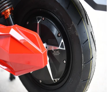 Modern Style Good Looking Electric Scooter