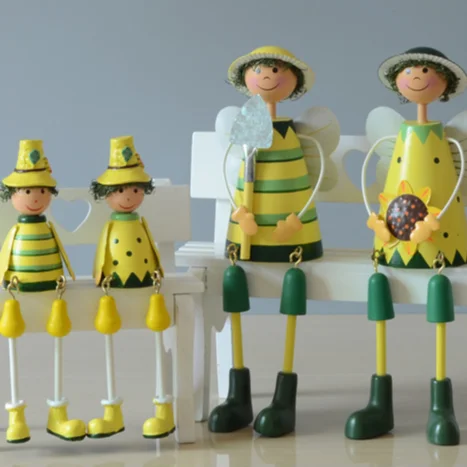 Sunflower a family of four Creative Home Furnishing ornaments wooden doll