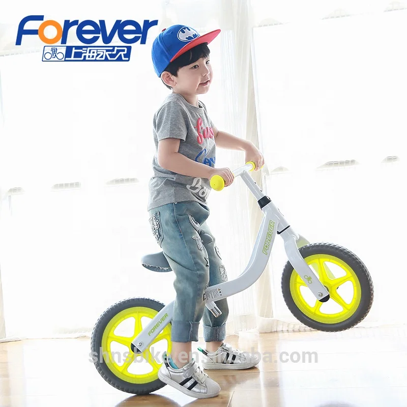 FOREVER 12 inch Baby Aluminum Alloy Push Bike Children Walker  kids Ride on Car Toy Balance Bicycle