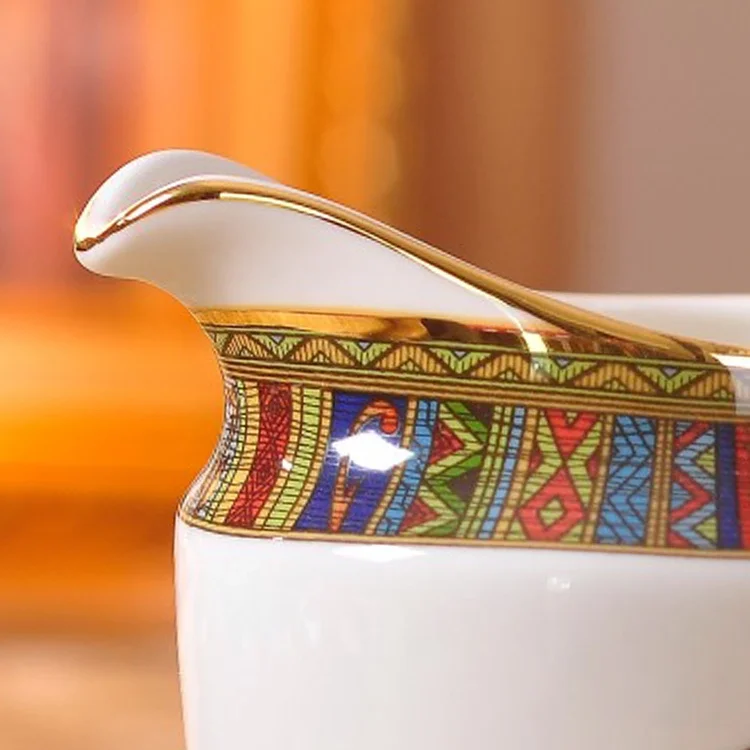 
Luxury Dinner Sets Fine Bone China Dinnerware Sets Gold Rim Porcelain Dinner Sets 