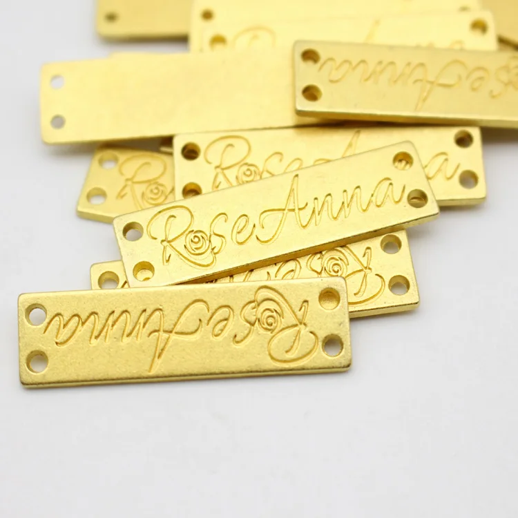 
Fashion Gold Letters Custom Metal Plate Logo For Hats 