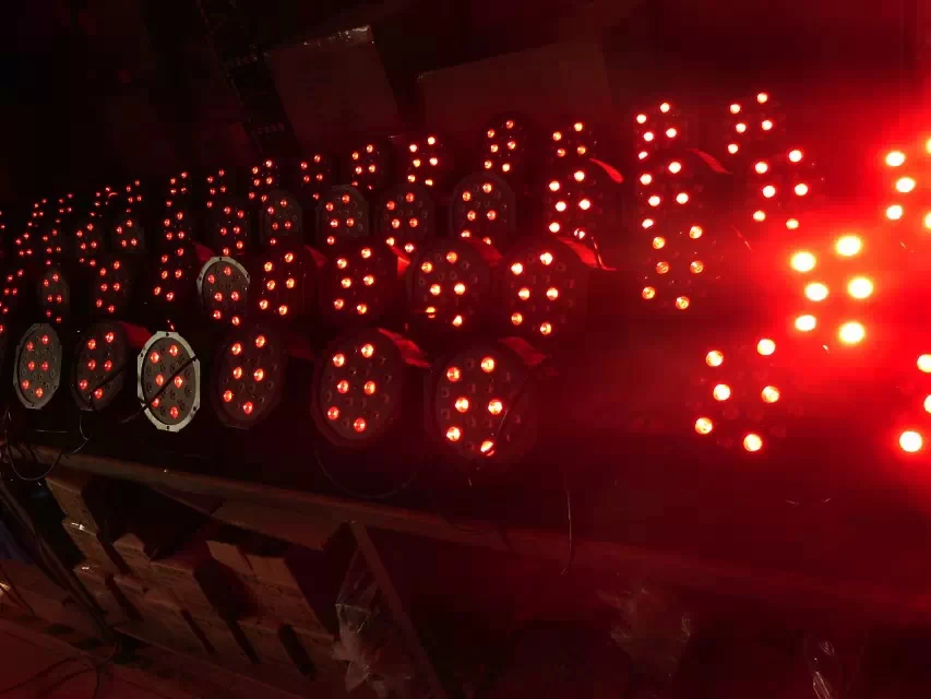 Профессиональный светодиодный плоский RGB светильник BASP1801 18*1 Вт par 64 для свадьбы вечеринки дискотеки сцены