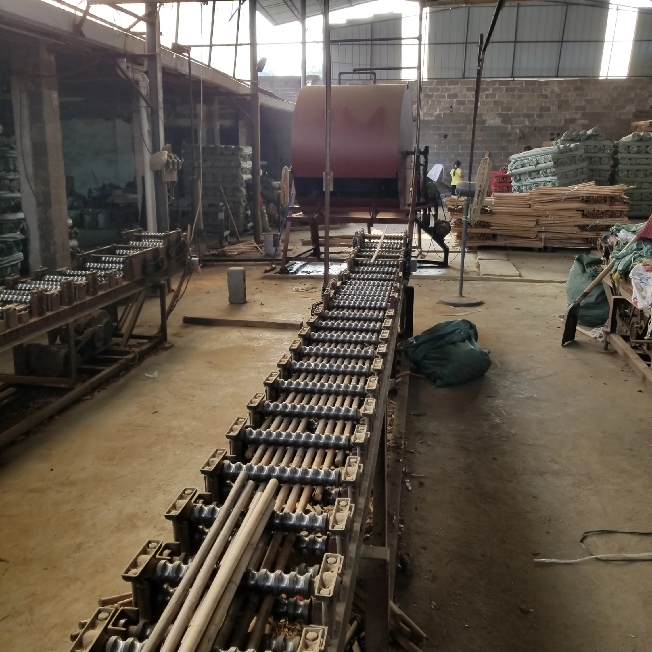 Supplier manufacture	garden tools china coconut broom sticks online sale with  pvc wooden handle